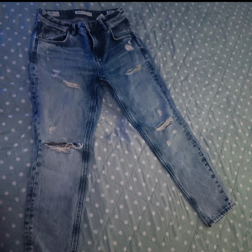 Pepe Jeans Mom Fit Blue Jeans like new, waist 26