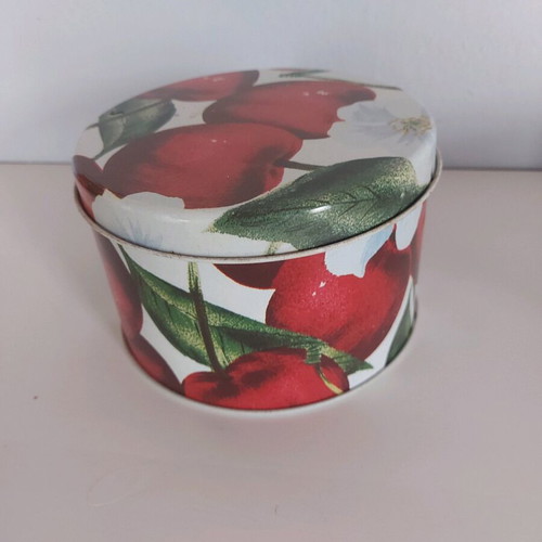 Round tin boxes used, set of 3 pieces
