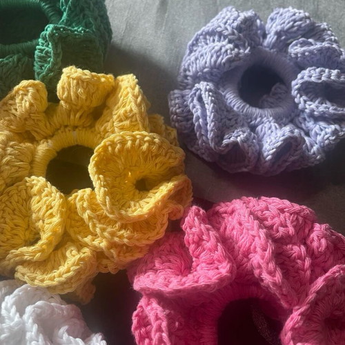 Handmade knitted scrunchies made to order, multicolor