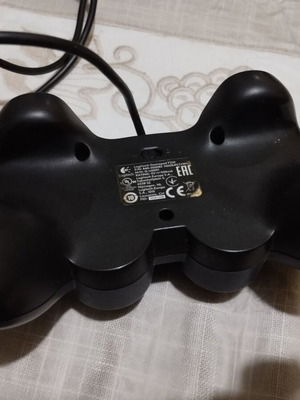 Logitech controller used with analog sticks for PC