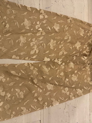 Pants one size fits from M to XL