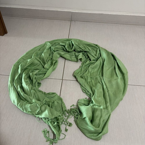 Scarf used, green, ideal for summer