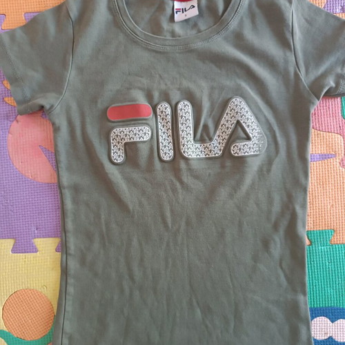 Fila t-shirt khaki small like new