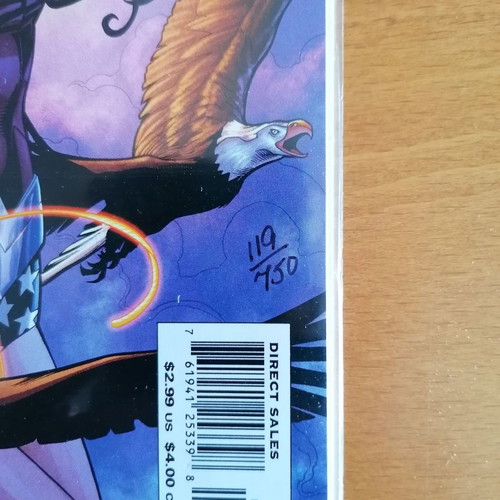 Wonder Woman vol.3 (2006-2010) #1 signed, like new