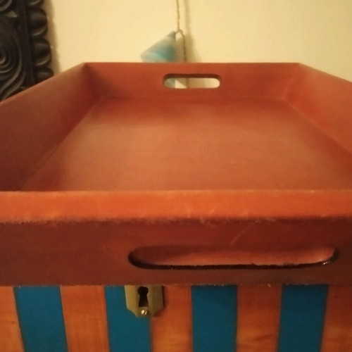 Leather tray like new, tan color 44x31.5x5 cm