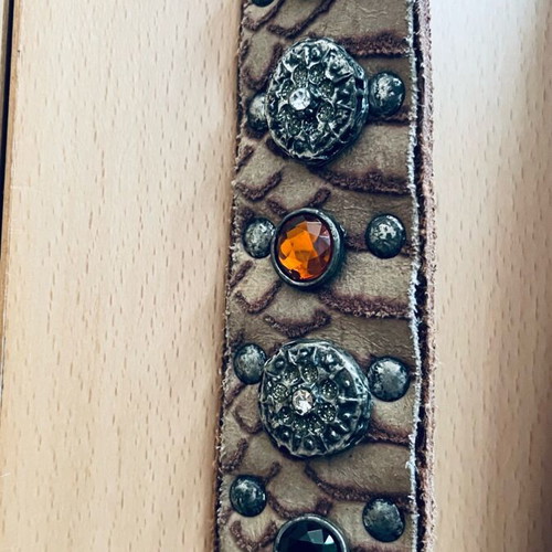 Vintage genuine leather belt 85 brown like new with stones and studs