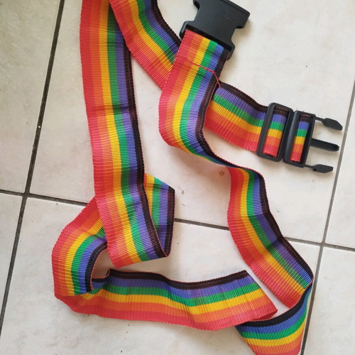 Luggage Strap like new, multicolor