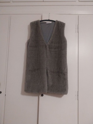 Beauty Women long vest gray synthetic fur new L/XL
