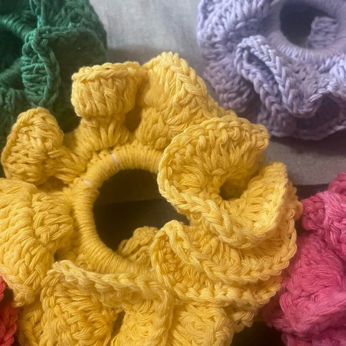 Handmade knitted scrunchies made to order, multicolor