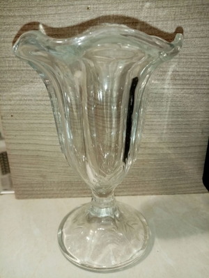 Ice cream glasses used, set of 6, thick glass