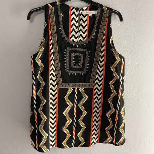 Boho sleeveless top Glamorous size S like new, multicolor