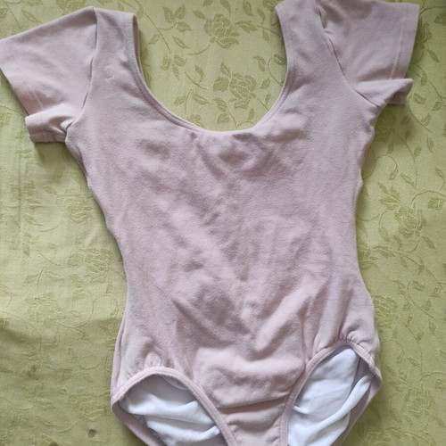 Bloch kids' bodysuit fleece S 12-14 years like new beige