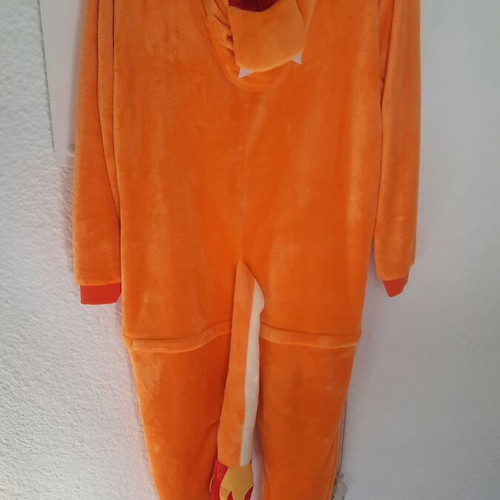 Charmander Pokemon onesie like new, size S