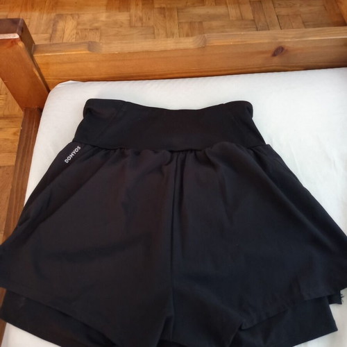 Running clothes set like new, size Small, 2 tops, shorts, sports bra