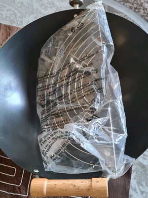 Wok pan new