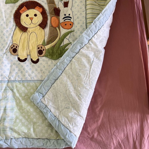 Cotton blanket Kentia like new with jungle animal design