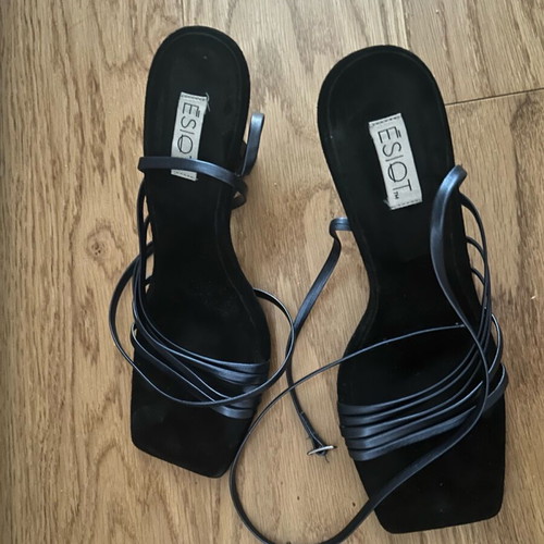 Esiot No39 sandals like new, worn twice