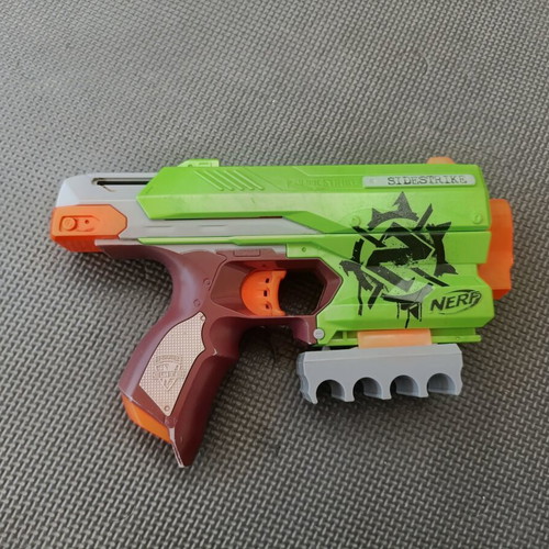 Nerf Zombie Strike SideStrike blaster like new