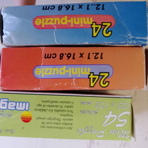 Vintage mini puzzles pack of 3, like new
