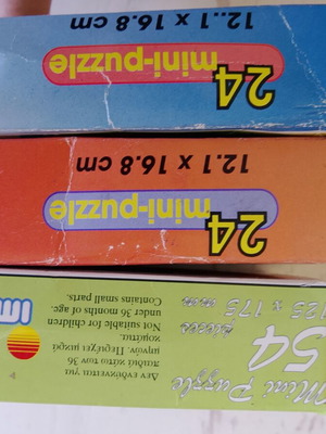Vintage mini puzzles pack of 3, like new