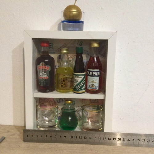 Mini bar box like new with sealed bottles