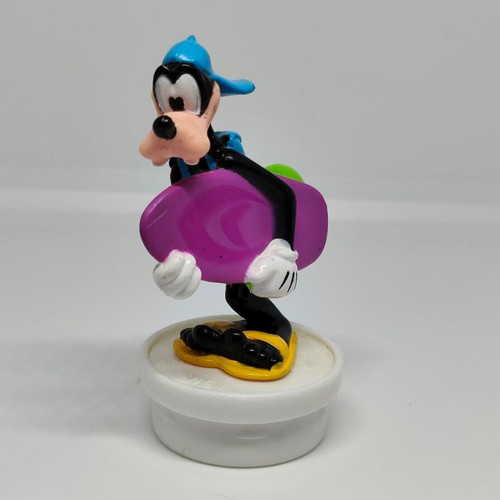 Goofy collectible figure Nestlé surfer like new