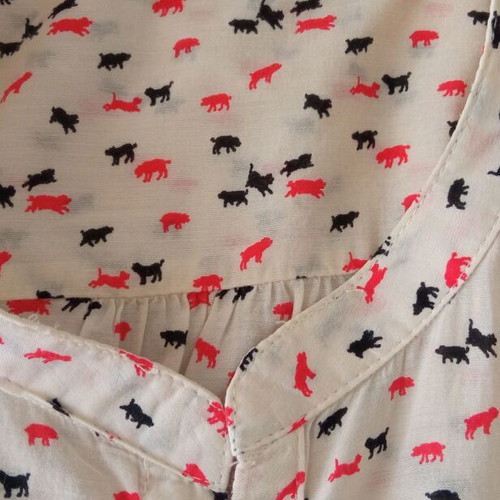 Zara shirt with dog print like new, white