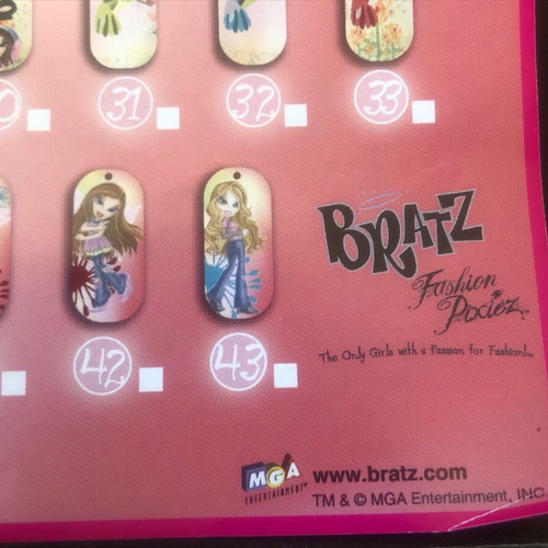 Bratz 2007 Fashion Pixies collectible metal charms and new bracelets