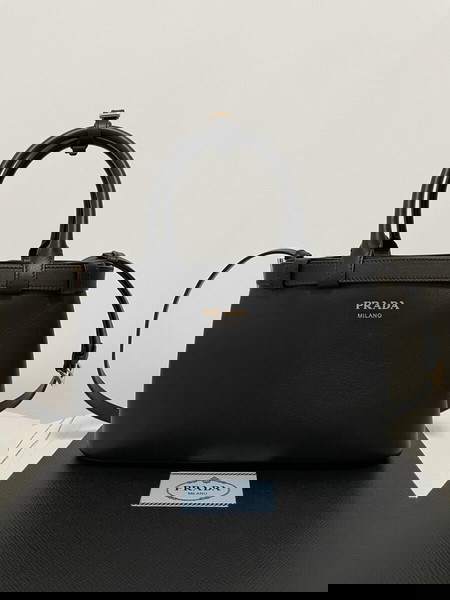 Τσάντα γυναικεία Prada