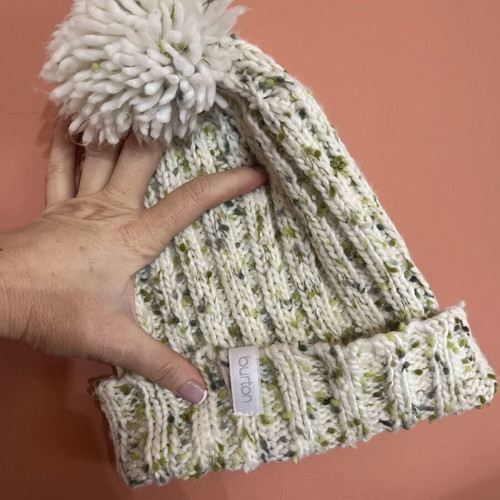 Burton knit hat like new, white with green details