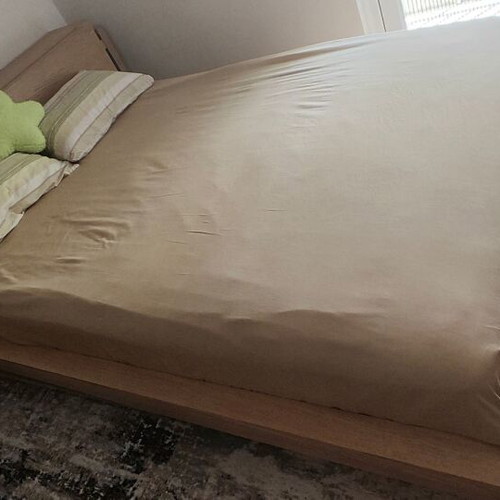 IKEA MALM bed 140x200 with headboard and drawers used