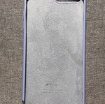 iPhone 8 Plus case used with broken plastic at bottom
