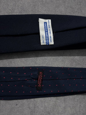 Ties like new