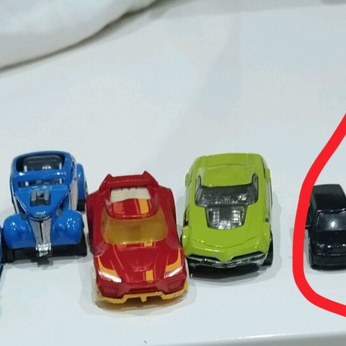 Mattel toy cars used, pack of 5 with gift