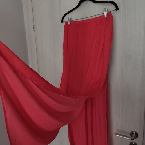 Zara women's maxi skirt like new, red coral, size M