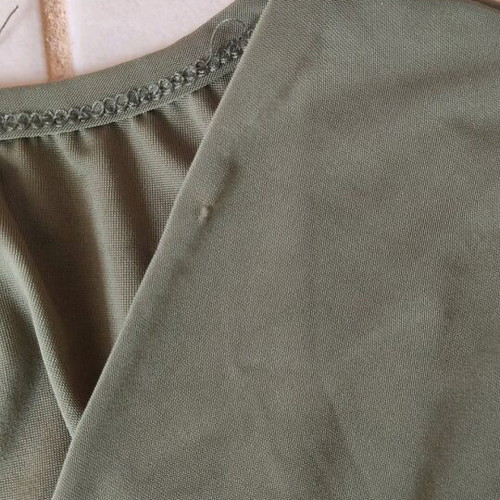 Top like new in khaki color size M