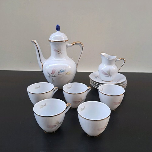 Bavaria tea set like new with jug, creamer, and 5 cups