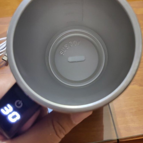 Electric automatic magnetic self-stirring mug with LED display