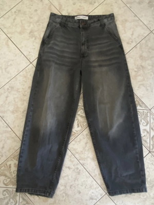 Skater jeans Bershka used, size S, black
