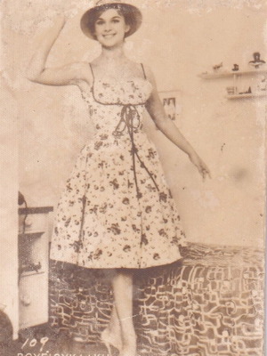 Aliki Vougiouklaki authentic photographic postcard 6 x 8.5 cm