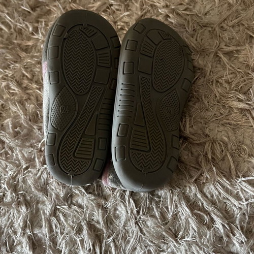 Children's slippers like new, size 24, gray and pink