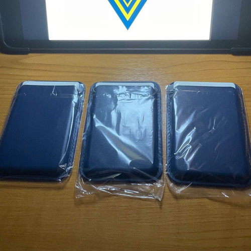Magnetic mini wallets new for iPhone and android
