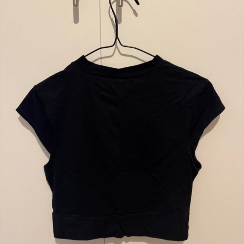 Pink Woman black cotton crop top like new, size L