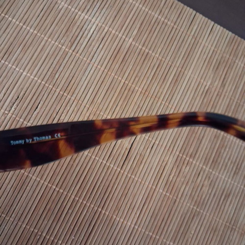 Tommy by Thomas sunglasses new, tortoise color