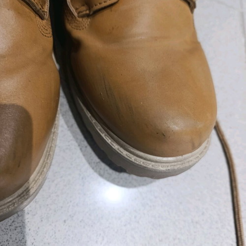 Camel boots used, men's size 42