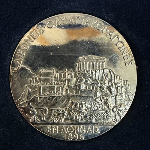 Athletes Medal 1896 Olympic Games Official Replica like new