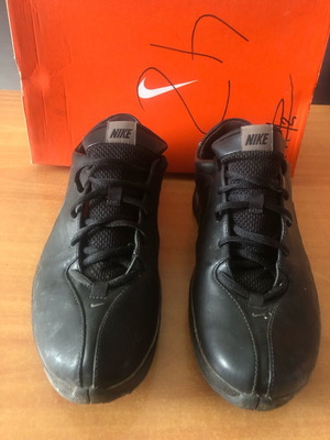Branded men's athletic shoes used size 42