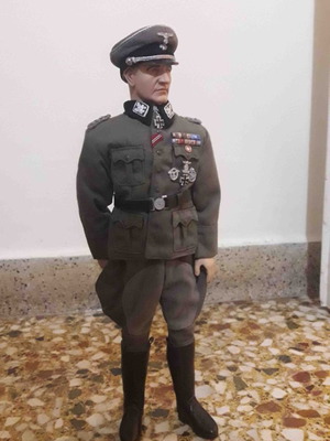 Στρατιωτάκι 1/6 αξιωματικός ww2 φιγούρα σαν καινούργιο, 30cm