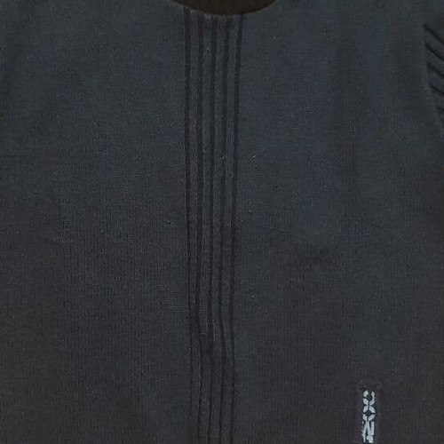 Pullover sweaters like new, pack of 2, size 128 cm, black and blue