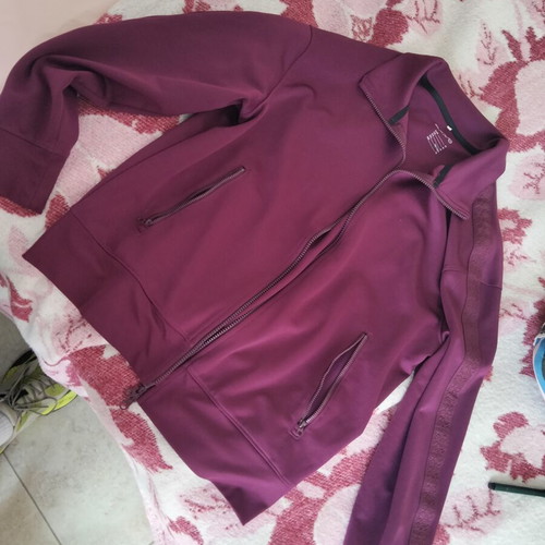 H&M Move sports jacket used, size Medium, purple with shiny texture
